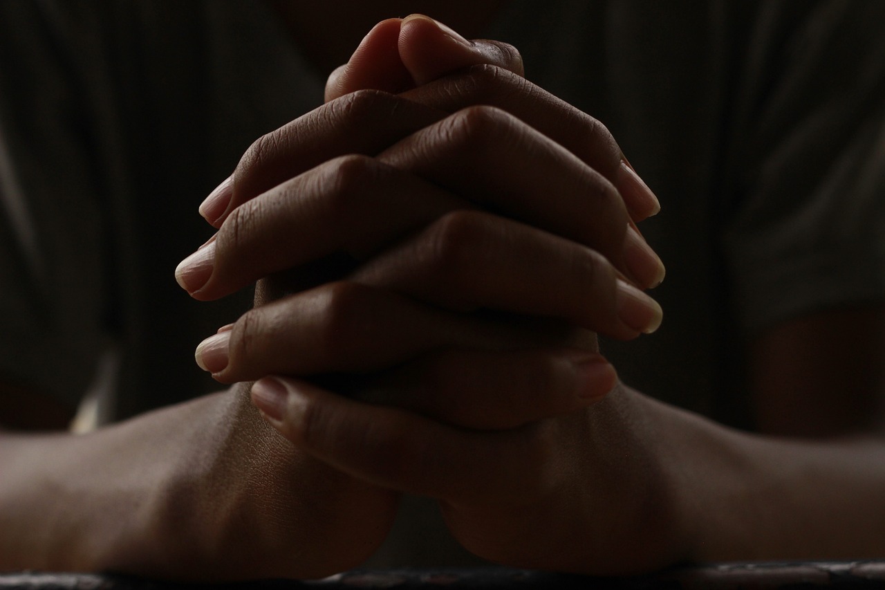 The Quiet Power of God’s Presence: Cultivating Attentiveness in Prayer