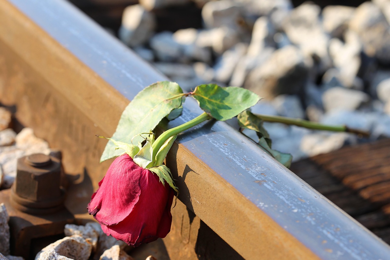 Holy Love That Transforms: Yielding to the Sanctifying Presence of God